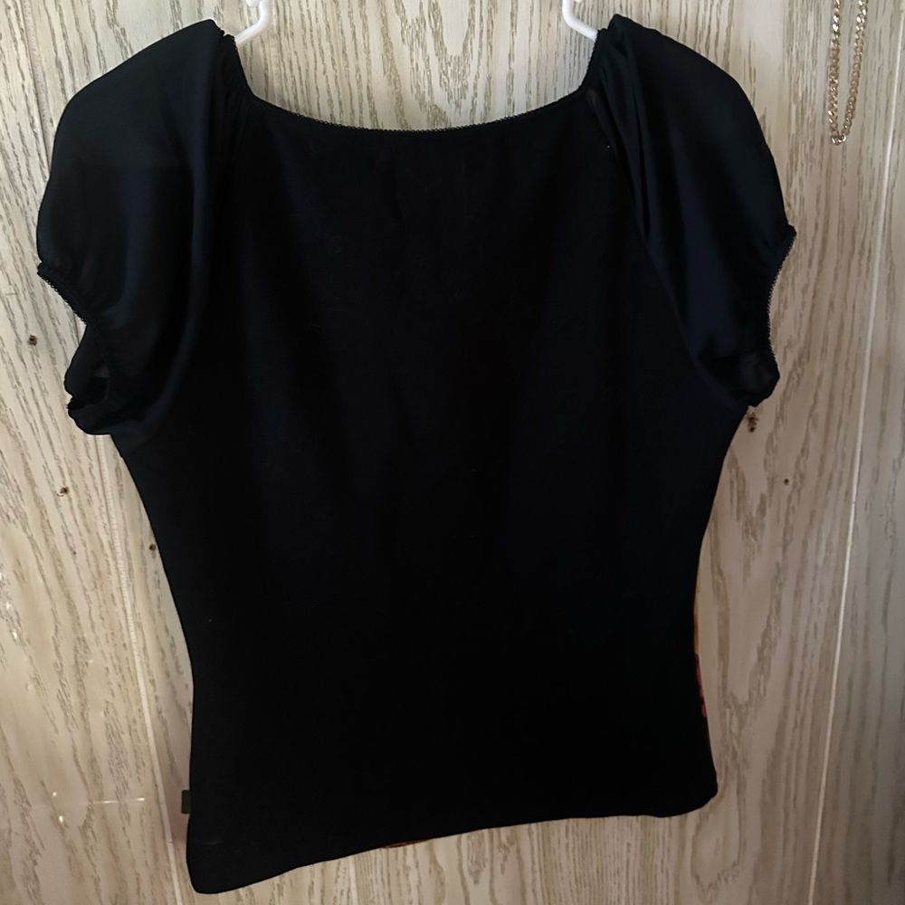 Marc Jacobs Black Puff Sleeve Floral V-Neck Top with Yellow & Red Flowers - Picture 3 of 4